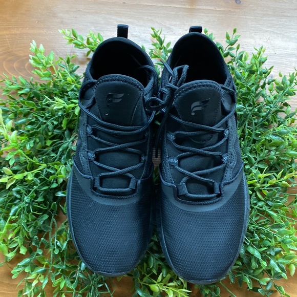 Fabletics Cambia Performance Black Sneaker 8.5 - Picture 2 of 9